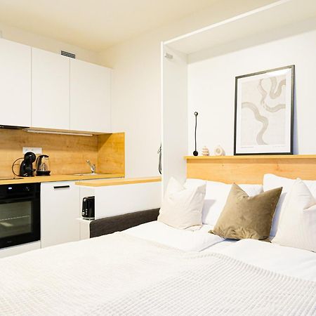 Mymozart Apartments Prague By Rentero Property Zewnętrze zdjęcie