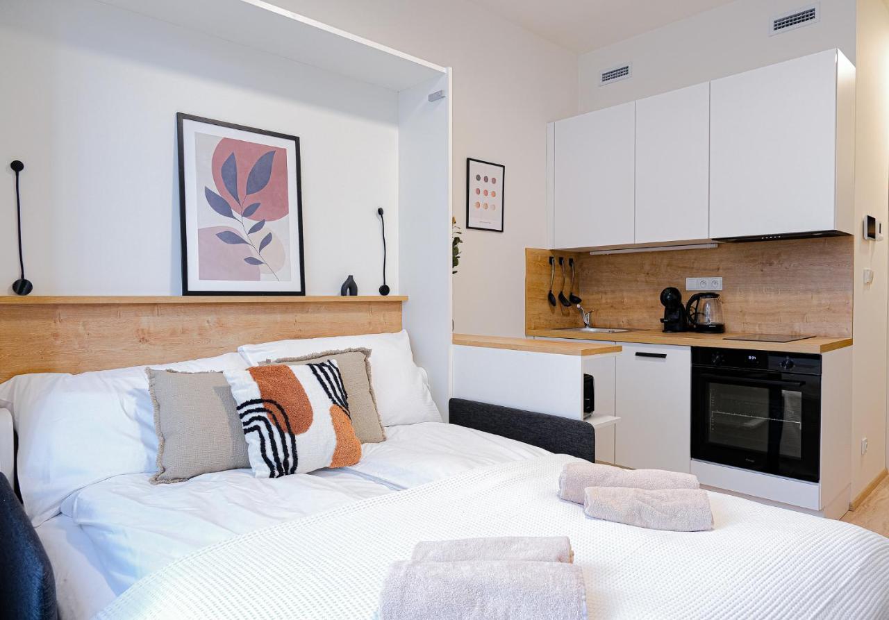 Mymozart Apartments Prague By Rentero Property Zewnętrze zdjęcie