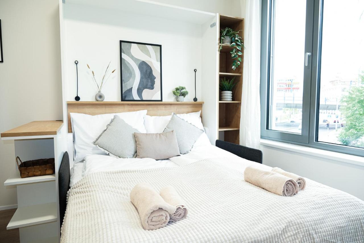 Mymozart Apartments Prague By Rentero Property Zewnętrze zdjęcie