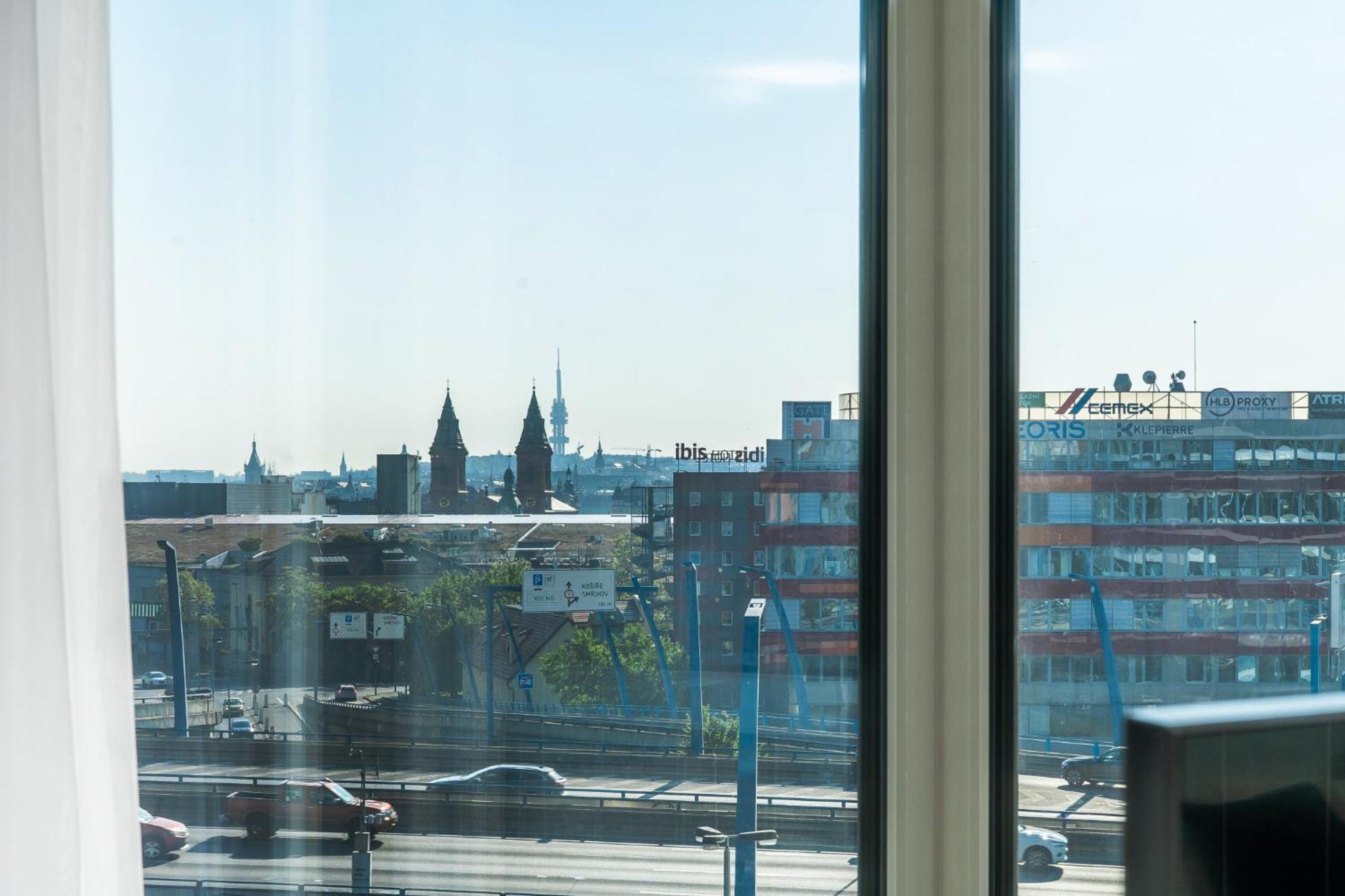Mymozart Apartments Prague By Rentero Property Zewnętrze zdjęcie